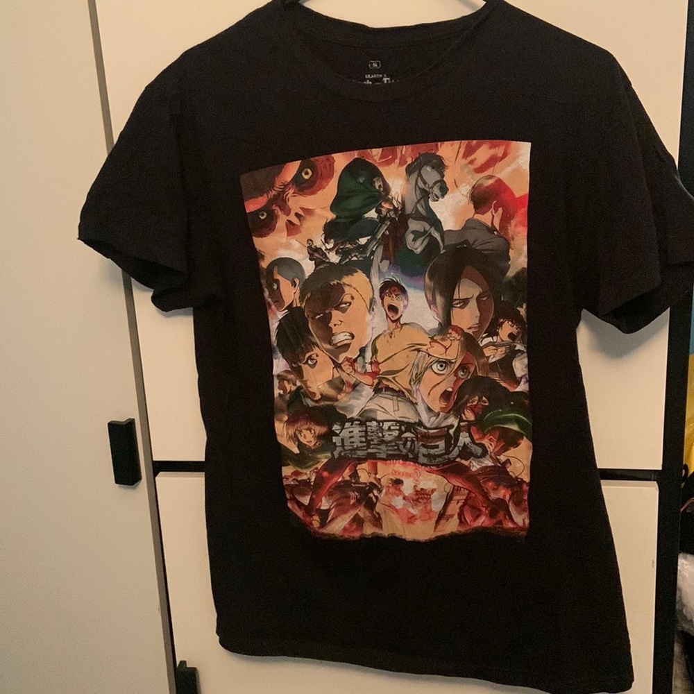 AOT shirt! 🖤🖤